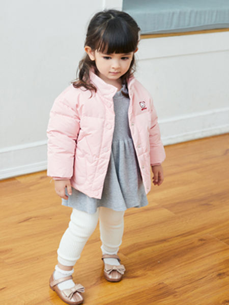婴姿坊yingzifan童装品牌2020冬季粉色甜美薄款羽绒服