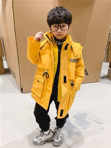童装品牌2020冬季黄色抽绳魔术贴羽绒服