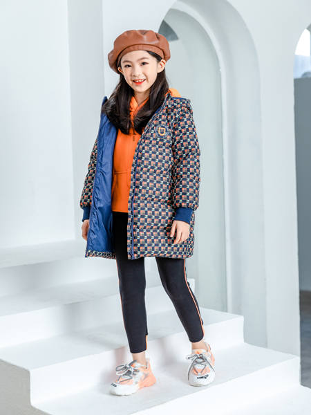 卡儿菲特童装品牌2020冬季格纹保暖羽绒服外套