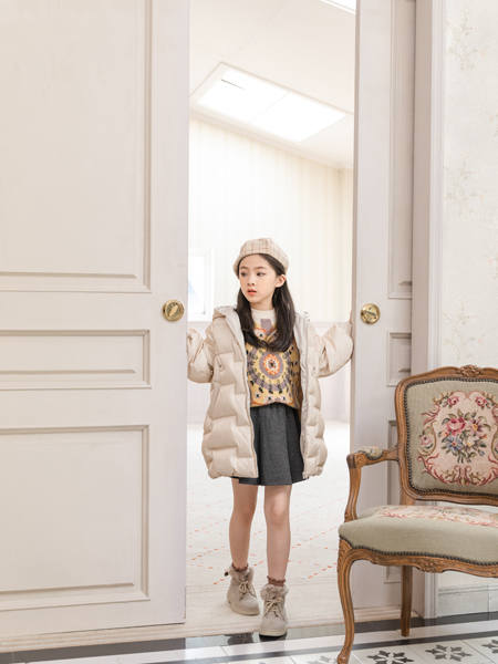 卡儿菲特童装品牌2020冬季白色韩版简约中长羽绒服外套