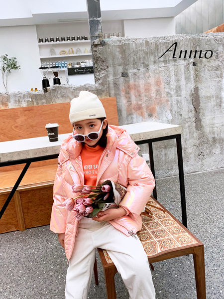 安墨Anmo童装品牌2020冬季粉色甜美可爱羽绒服