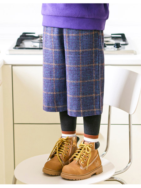 童装品牌2020冬季紫色格纹七分直筒裤