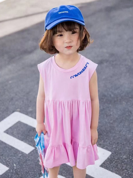 童装品牌2021春夏粉色连衣裙