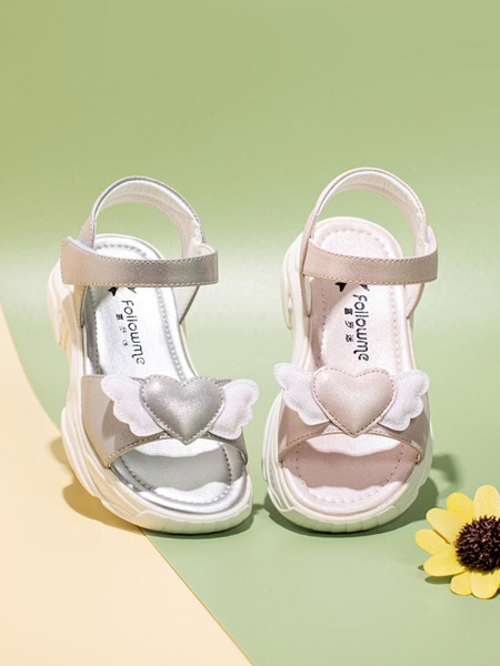 富罗迷童鞋品牌2021春夏爱心形状凉鞋