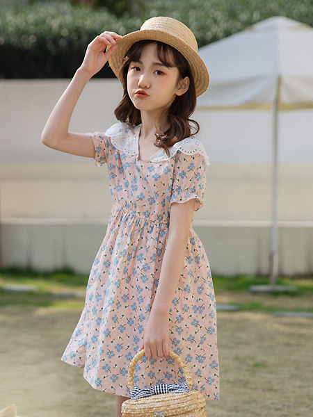 童装品牌2021春夏印花沙滩连衣裙