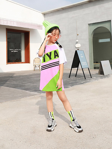 玛玛米雅童装品牌2021春夏运动连衣裙