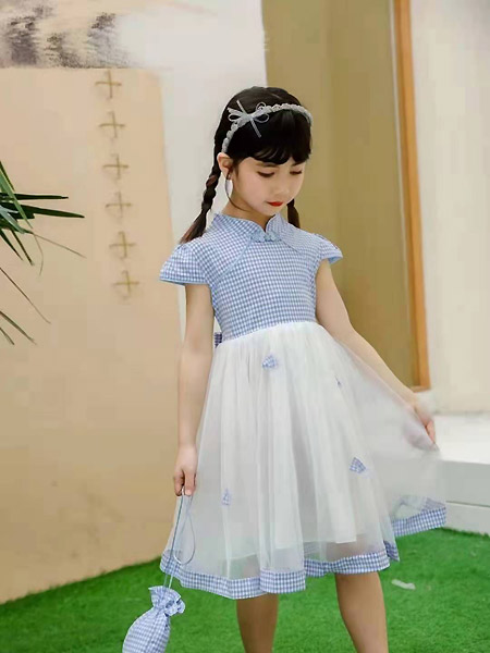 班吉鹿banjilu童装品牌2021春夏格子中国风连衣裙