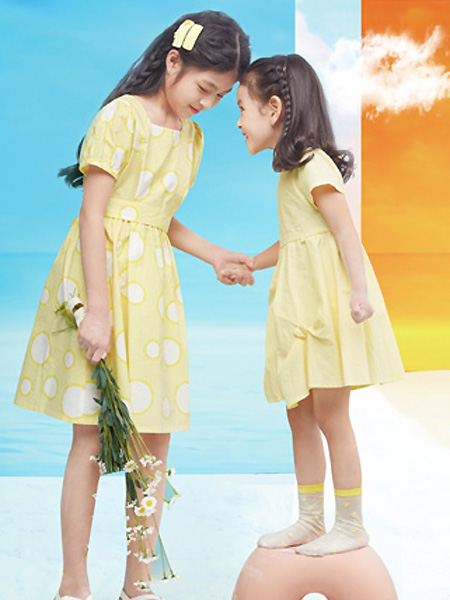 巴柯拉童装品牌2021春波点黄色连衣裙