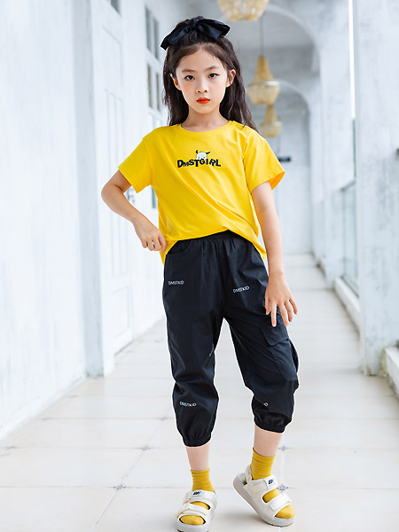 德蒙斯特童装品牌2021夏季黄色可爱T恤