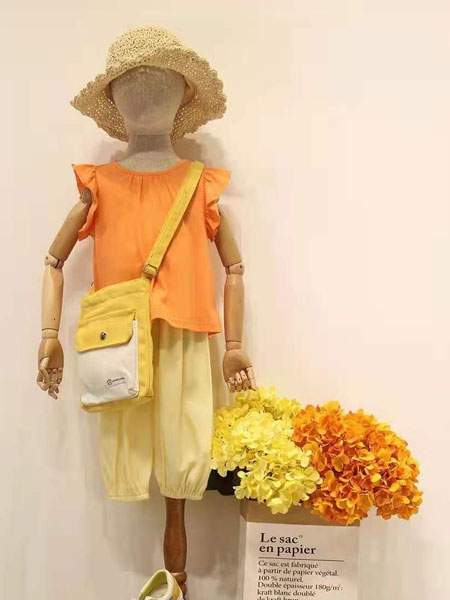 童装品牌2021夏季橙色无袖上衣