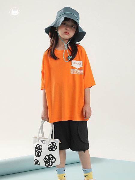 小资范童装加盟关注孩子的时尚需求