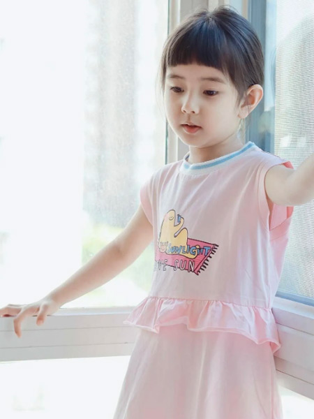 童装品牌2021夏季粉色短袖连衣裙