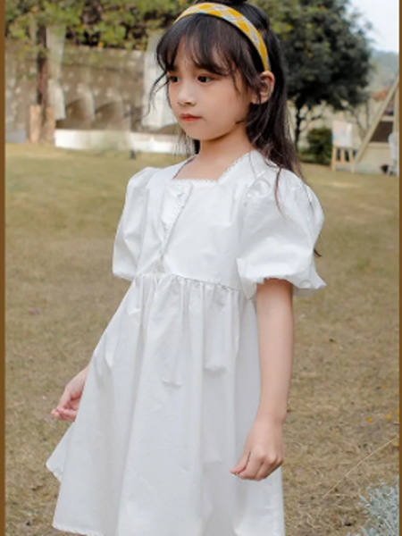 PEIQI Family童装品牌2021夏季白色泡泡袖公主裙