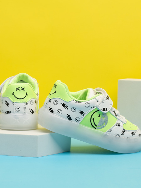 SmileyWorld童鞋品牌2021春夏