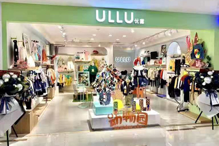 ULLU優露店鋪展示