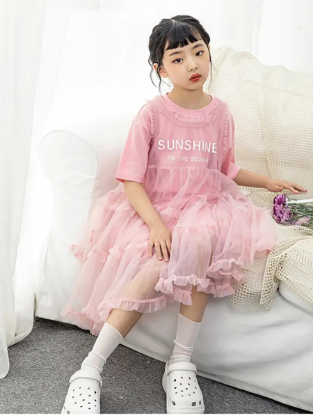 暖晞、吾未童装品牌2021夏季粉色刺绣纱纱连衣裙