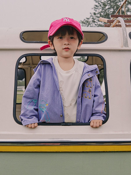 童装品牌2021秋冬紫色刺绣外套