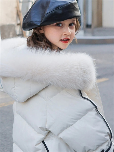 韦氏童装品牌2021冬季羊绒纯色棉衣外套