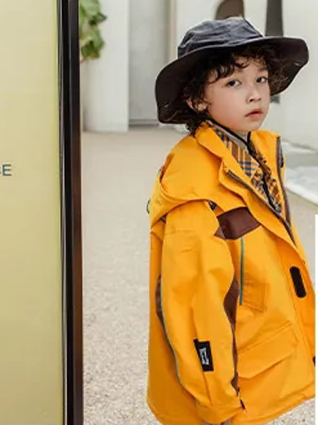 卡拉美Karamel童装品牌2021秋季纯色宽松纯棉外套