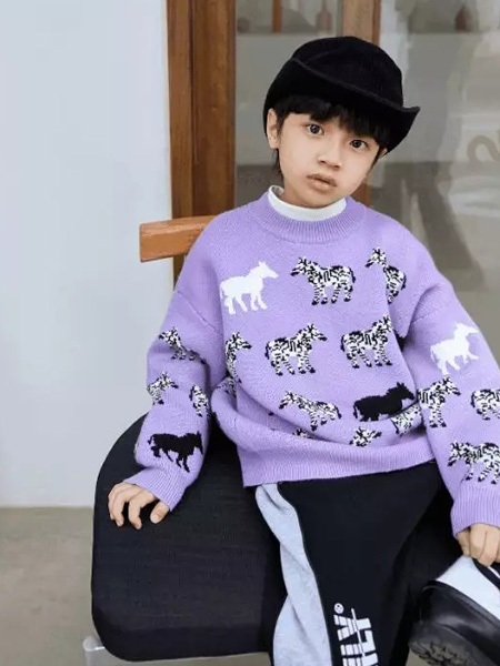 童装品牌2021秋冬斑马印花紫色毛衣