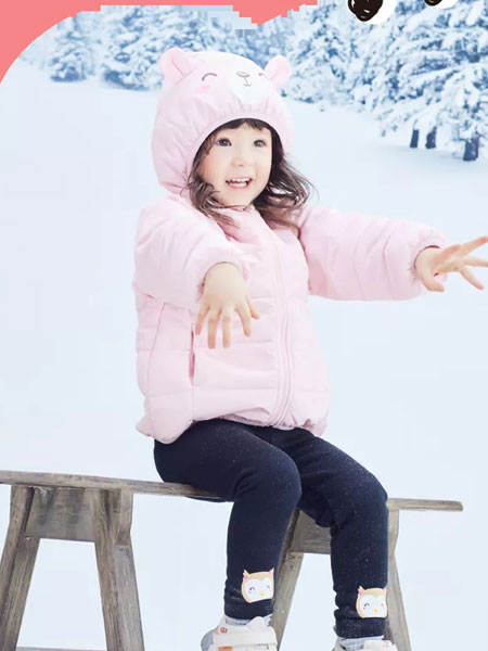 Carter’s童装品牌2021冬季可爱粉色连帽羽绒服