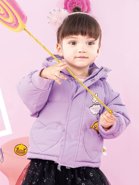 小黄鸭/米6童装品牌2021紫色短款羽绒服
