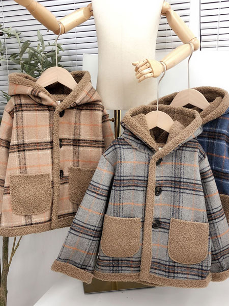 宾果童话童装品牌2021冬季羊羔毛连帽休闲外套