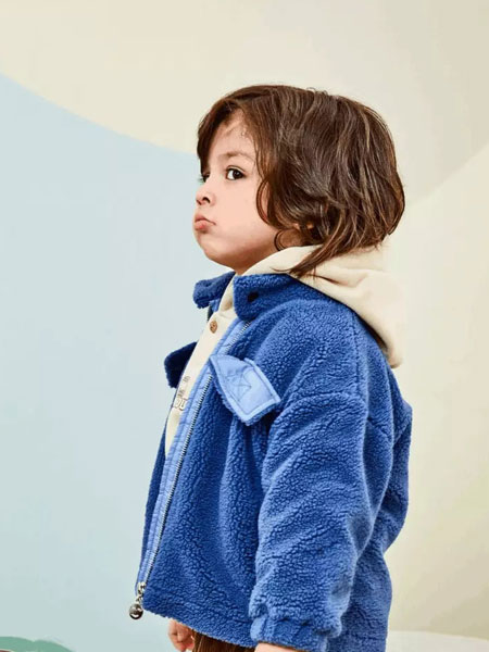 艾艾屋童装品牌2021冬季羊羔毛短款外套 