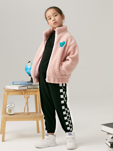 童装品牌2022春夏韩版运动学院复古潮童羊羔绒休闲外套