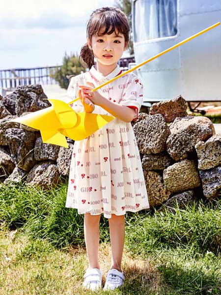 JOJOBO啾比樂童裝品牌2022春夏韓版公主學院復古沙灘氣質款翻領連衣裙