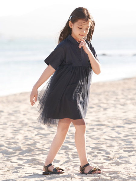 童装品牌2022春夏纯色黑色时尚潮流欧根纱复古森系气质款宽松T恤连衣裙
