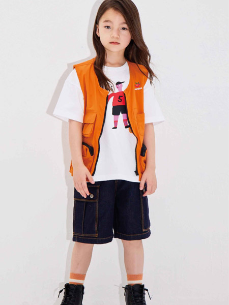 童装品牌2022春夏橙色原创日系学院运动气质款时尚个性潮流网红爆款马甲