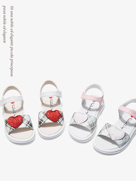 哈贝多童鞋品牌2022春夏白色日系时尚百搭爱心格纹字母复古潮流网红爆款女童凉鞋