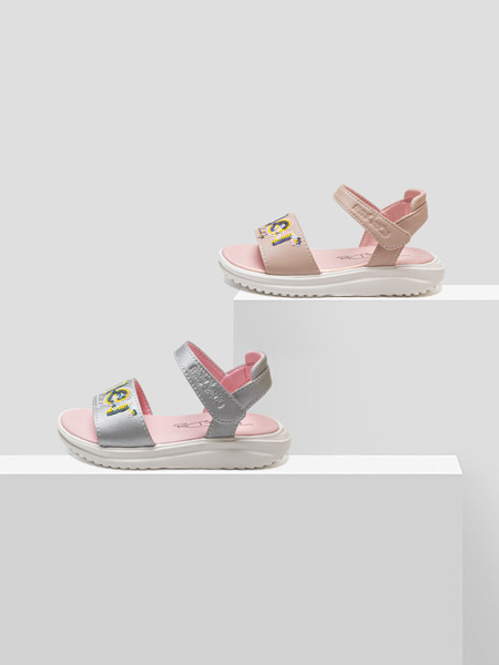 哈贝多童鞋品牌2022春夏粉色个性日系公主森系气质款俏皮厚底百搭舒适女童凉鞋