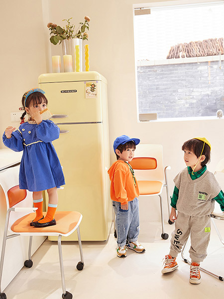 童装品牌2022春夏蓝色韩版小清新时尚森系复古气质款长袖蕾丝连衣裙