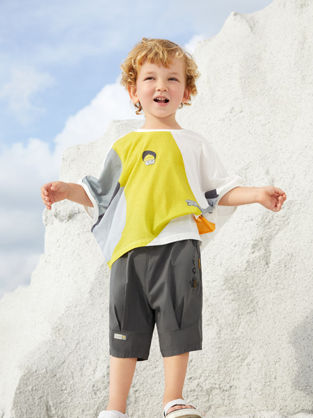 三木比迪童装品牌2022夏季撞色气质款原创日系弹力休闲户外服装复古潮童气质款T恤