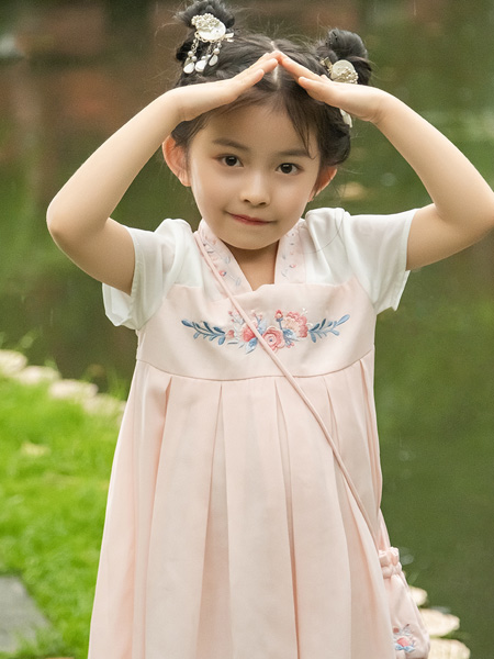戴维贝拉童装品牌2022夏季中国风气质款短袖汉服连衣裙