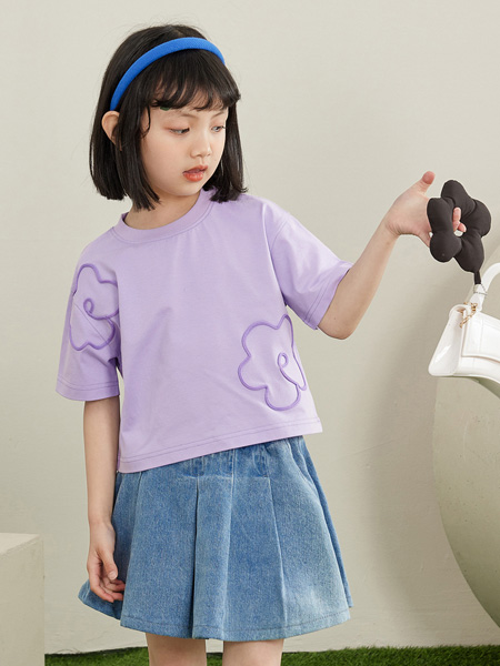 植木森系童装品牌2022夏季紫色俏皮短款圆领T恤