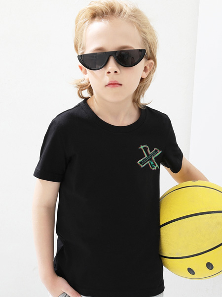 童装品牌2022夏季嘻哈个性男童T恤
