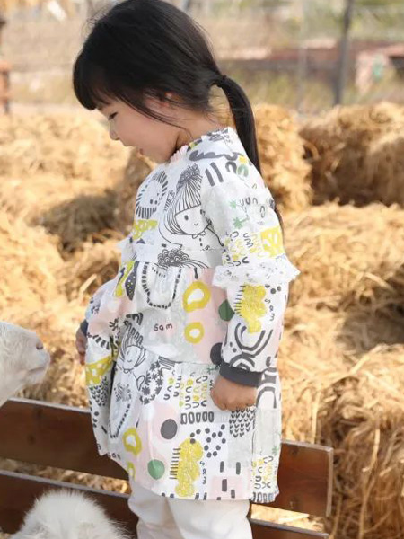 三木比迪童装品牌2022秋季新品森系运动长袖户外服装