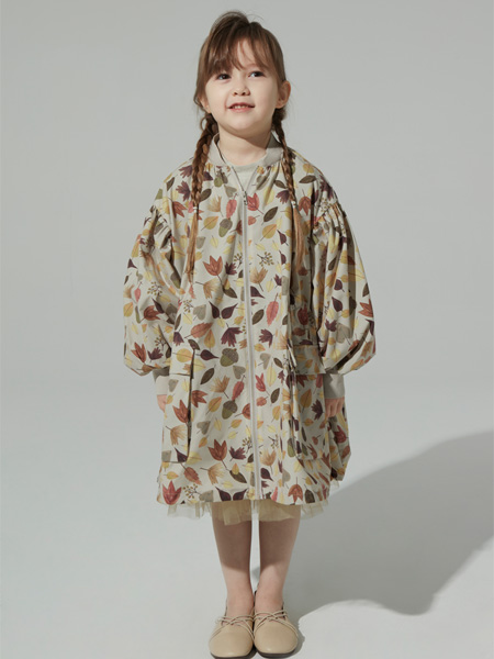 Qimoo童装品牌2022秋季休闲慵懒风个性百搭长外套