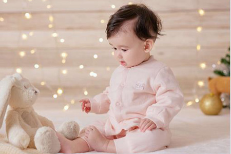 童装品牌2022冬季婴儿纯棉保暖套装