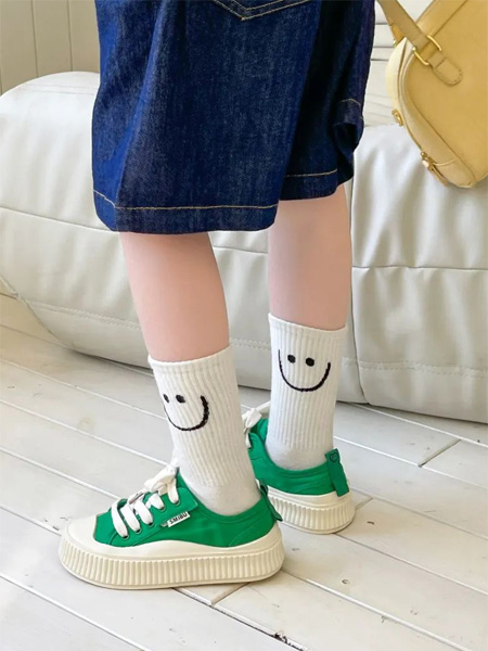 小米步童鞋品牌2022秋季街头风潮鞋