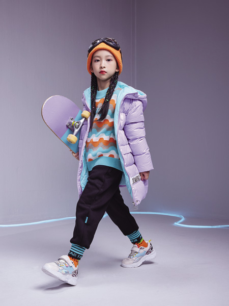 童装品牌2022冬季双色两面可穿羽绒