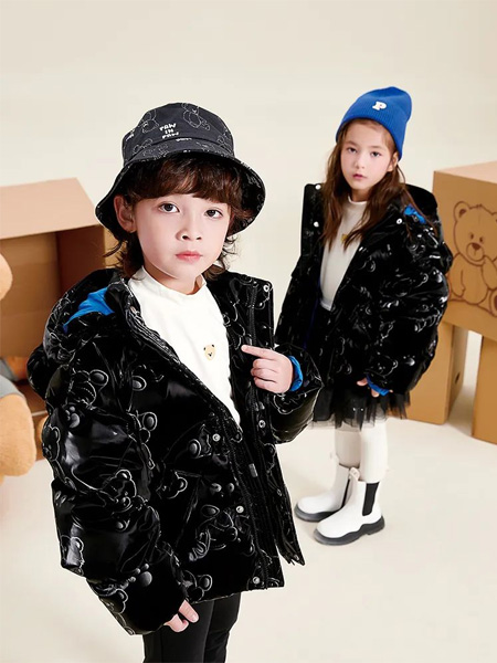 PawinPaw童装品牌2022秋季小熊黑色羽绒大衣