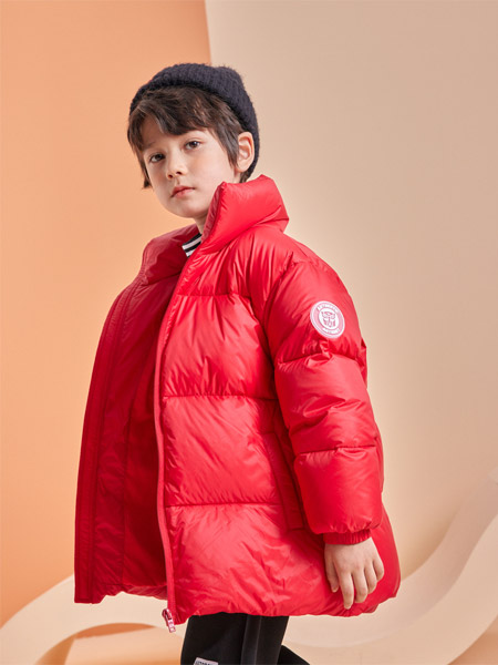 一贝皇城童装品牌2022冬季红色立领面包服