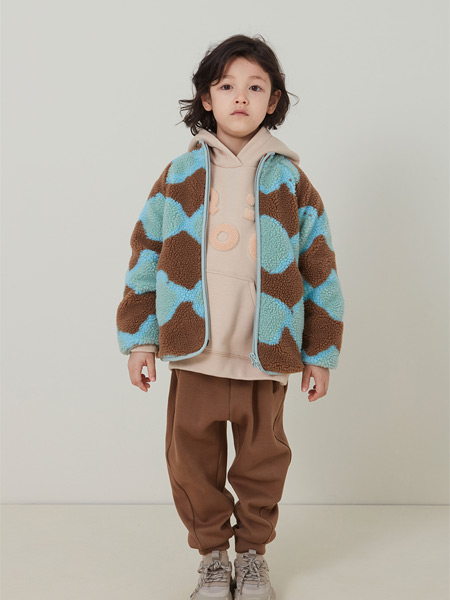 Qimoo婴童用品2022冬季时尚潮流羊羔外套