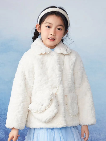 MCMK玛卡西童装品牌2022秋冬保暖羊羔服
