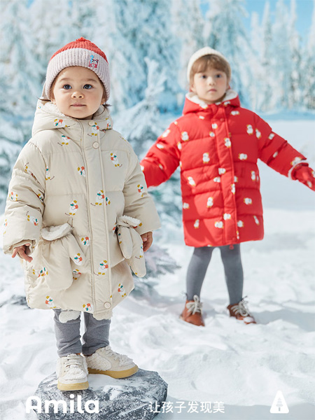 啊咪啦Amila童装品牌2022冬季趣味印花加长羽绒