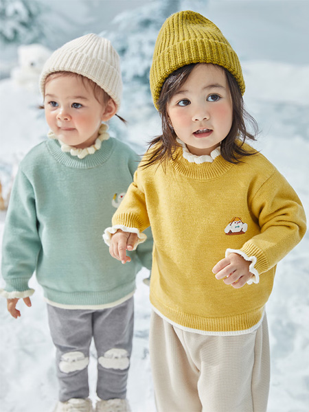 童装品牌2022冬季清新荷叶边袖上衣